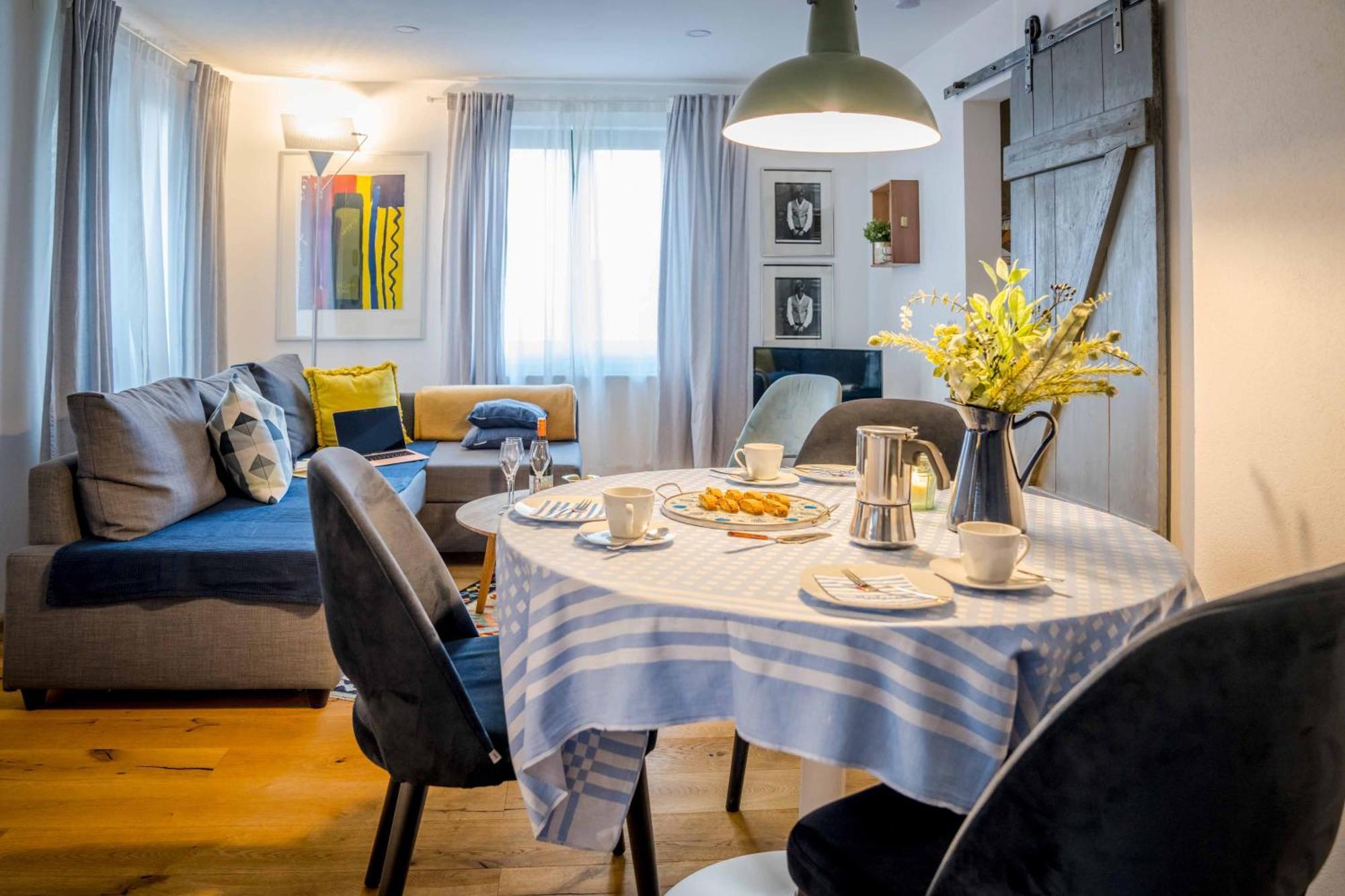 Besighomes - Apartment Blues Besigheim Esterno foto